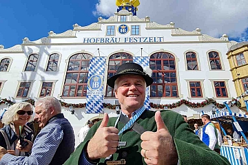 Oculus Quest 游戏《十月德国啤酒节 – 世界上最大的啤酒节》October German Beer Festival – The Biggest in the World